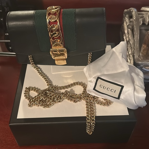 Gucci clutch - Picture 3 of 3